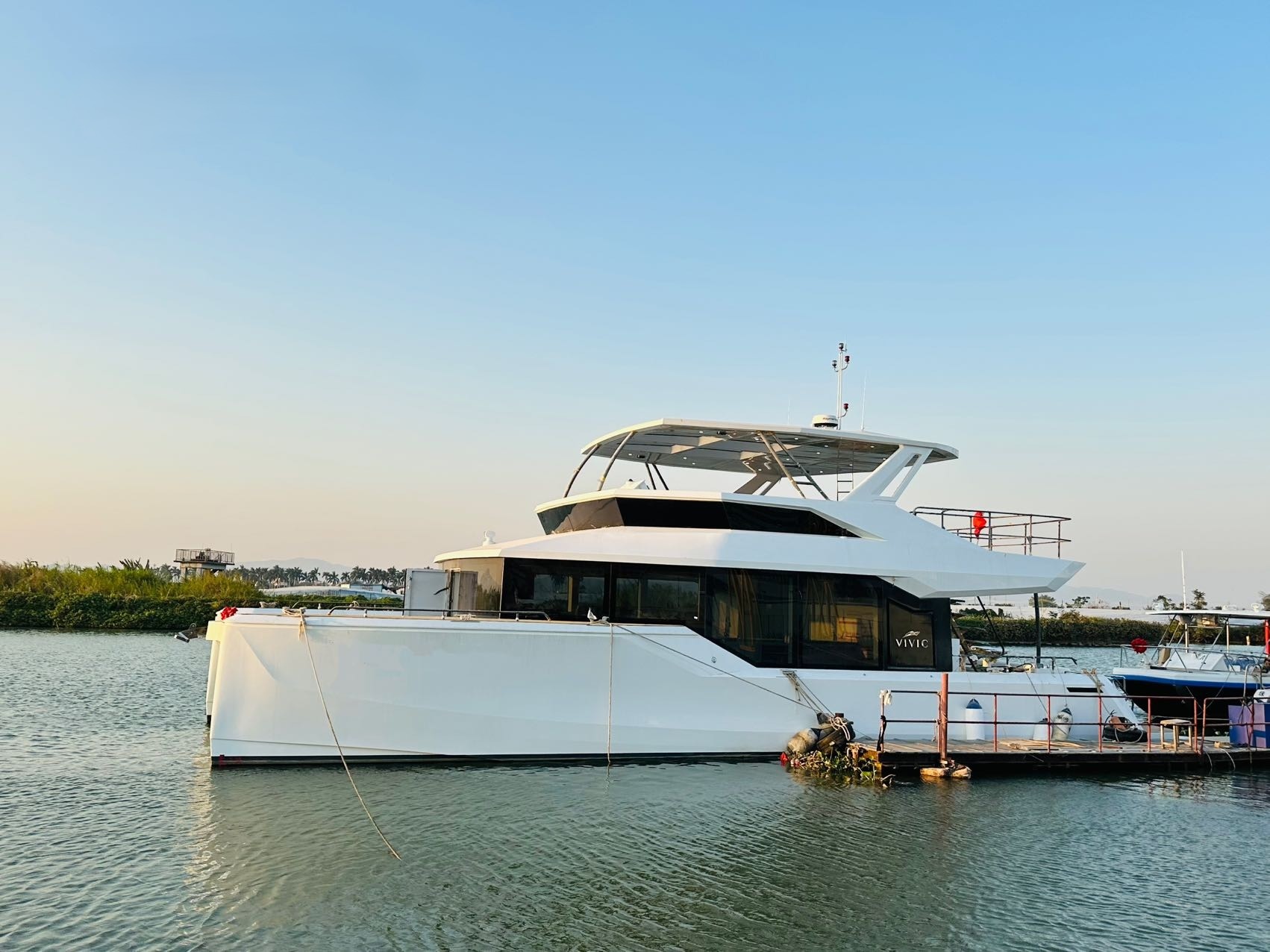 VVIC 55 Power Catamaran for sale