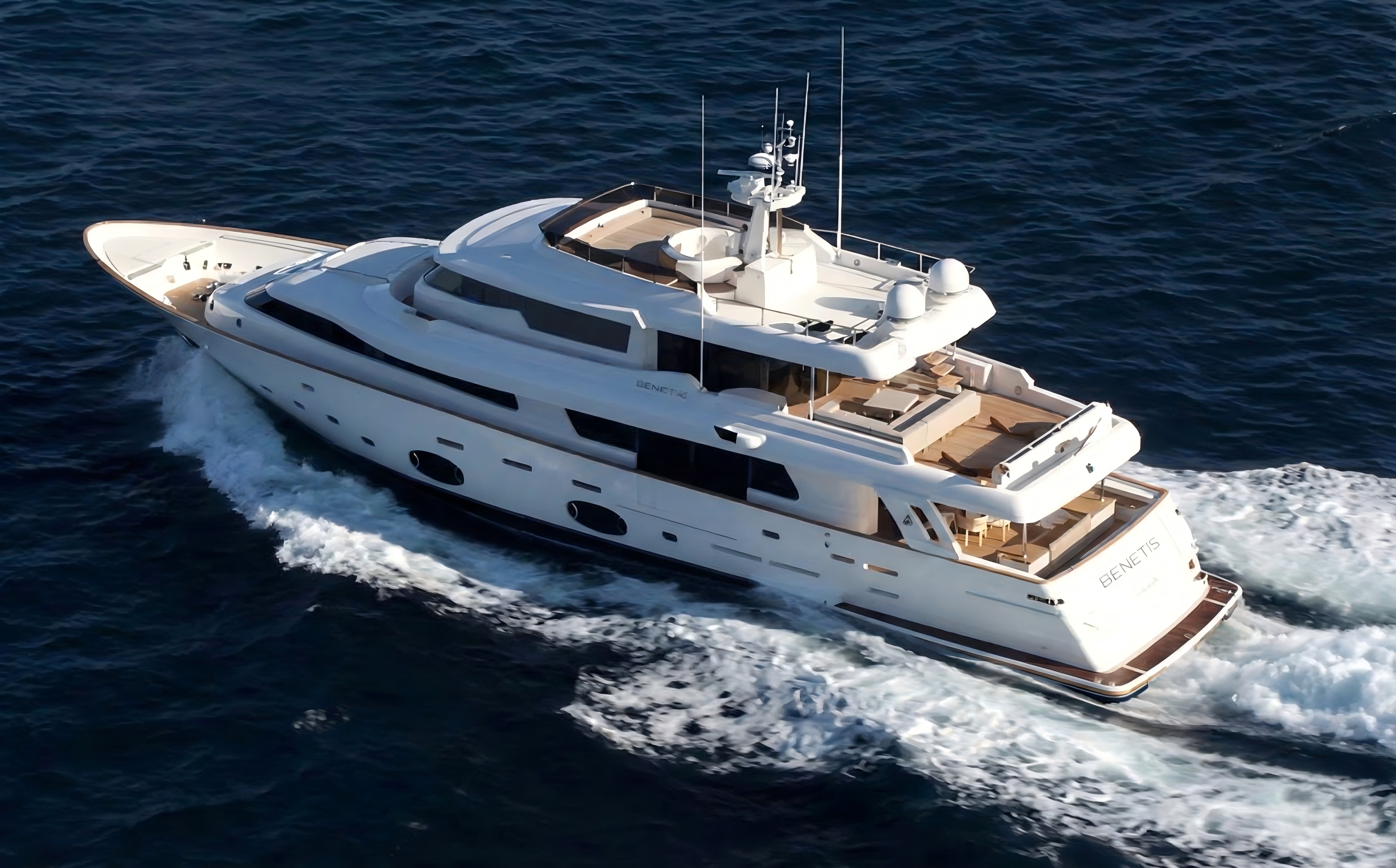 Ferretti Navetta 33 (108ft) for sale