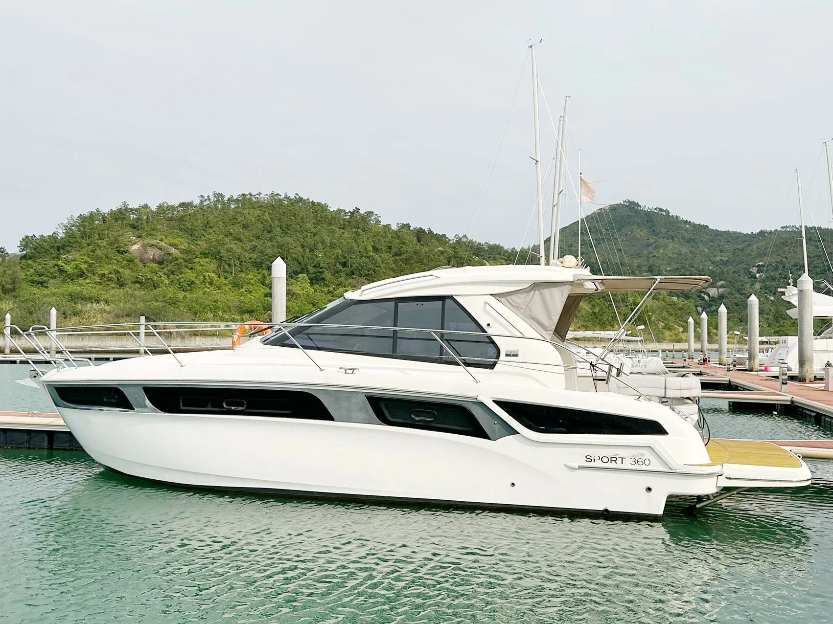 Bavaria 36 Sport for sale