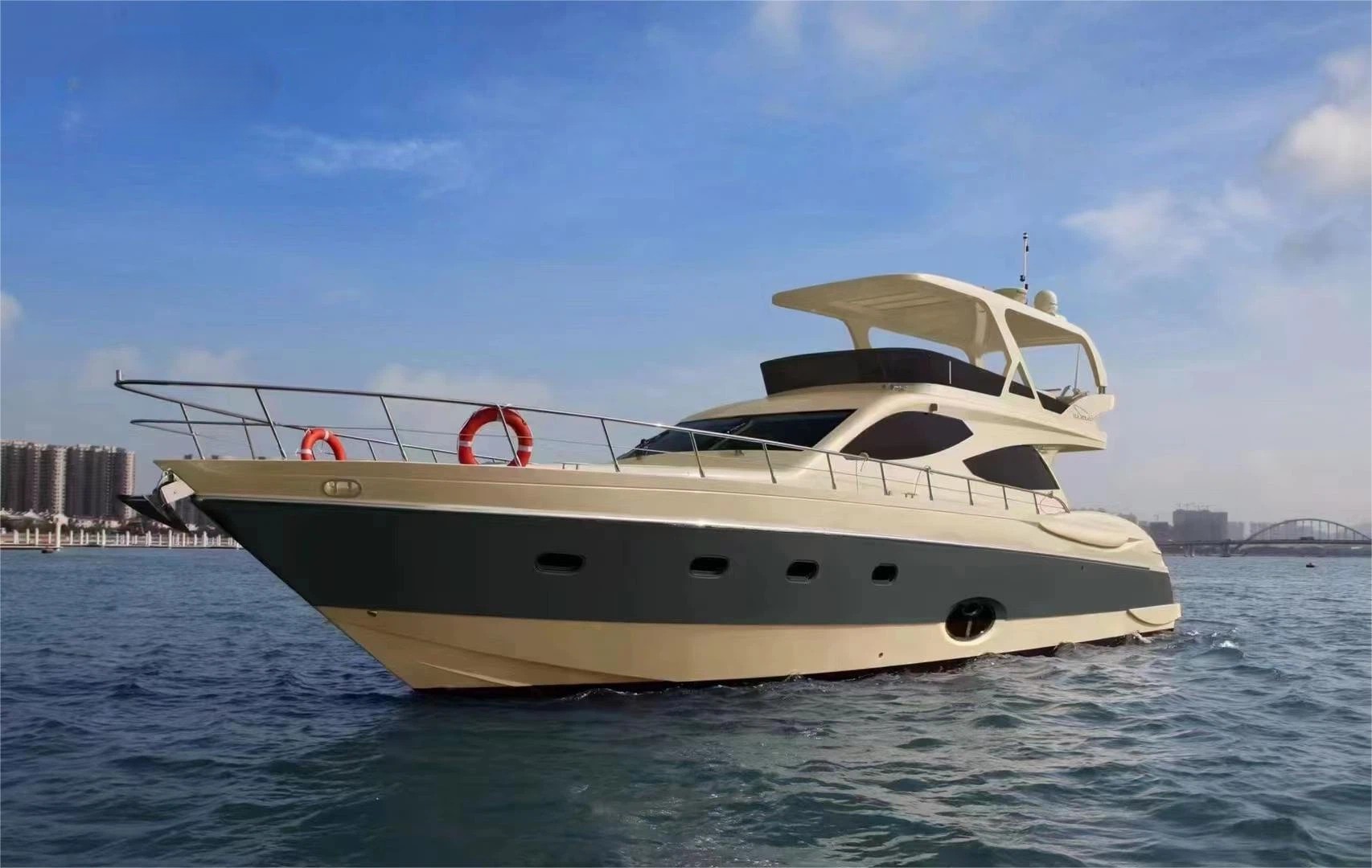 Yihong 63 Hardtop Yacht for sale