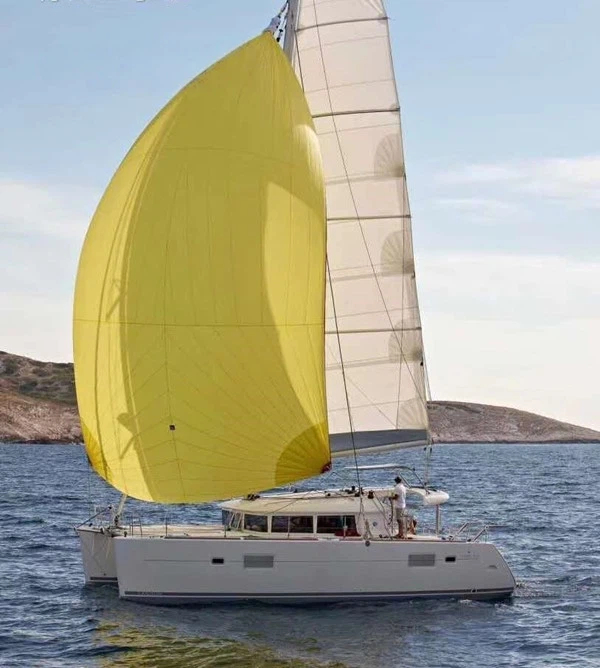 Lagoon 400 Catamaran for sale