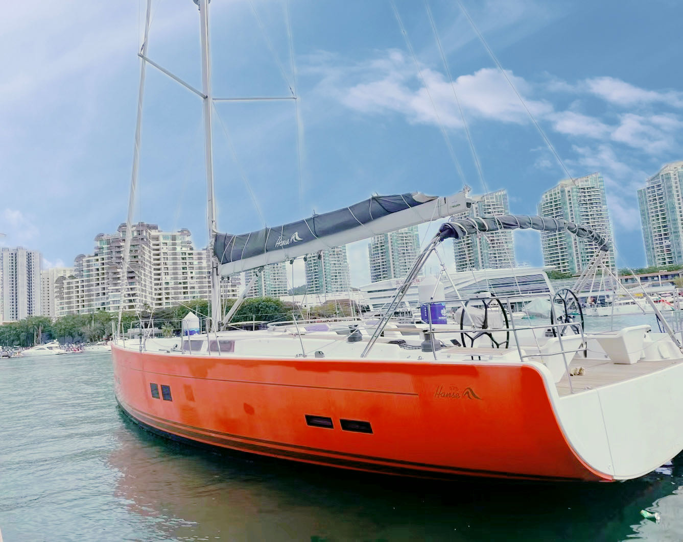 Hanse 575 Luxury Sailboat for sale