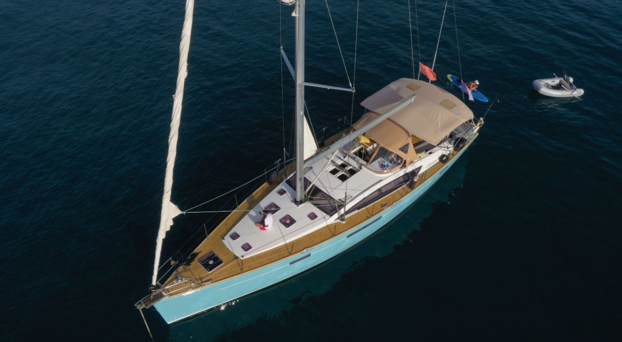 Jeanneau 57 Luxury Sailboat for sale