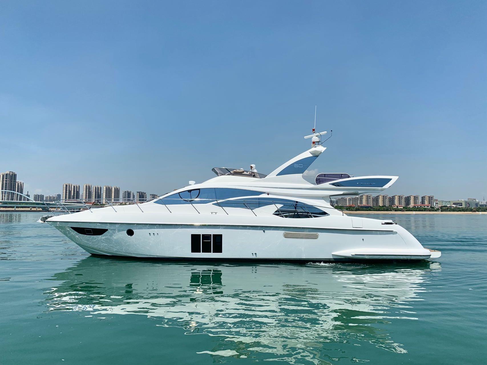 Azimut 69 Luxury Flybridge for sale
